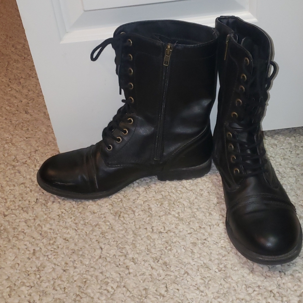 Faded Glory Black Lace Up Combat Boots